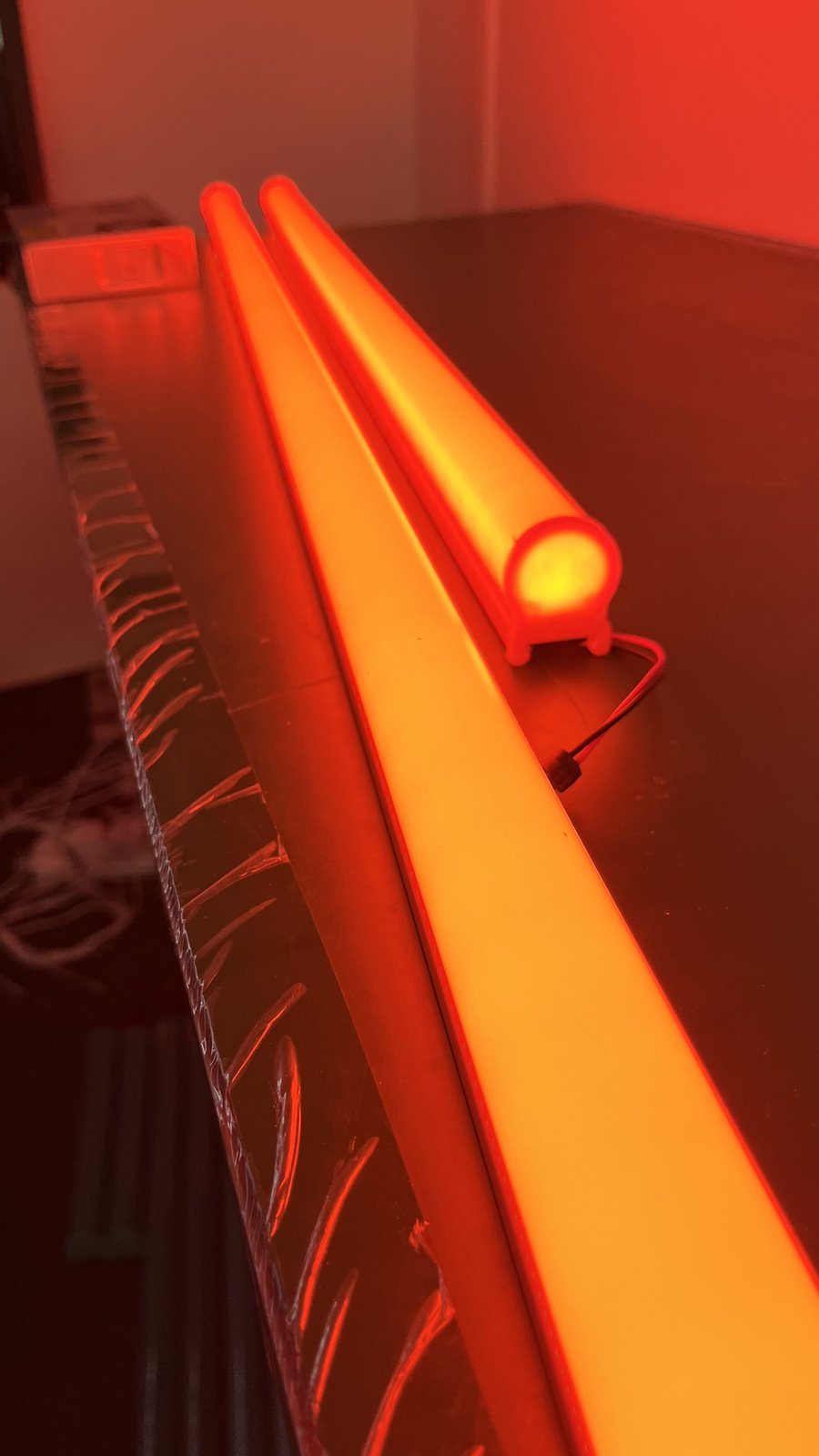 Tube close-up — cut interval with ruler + connector/cabling