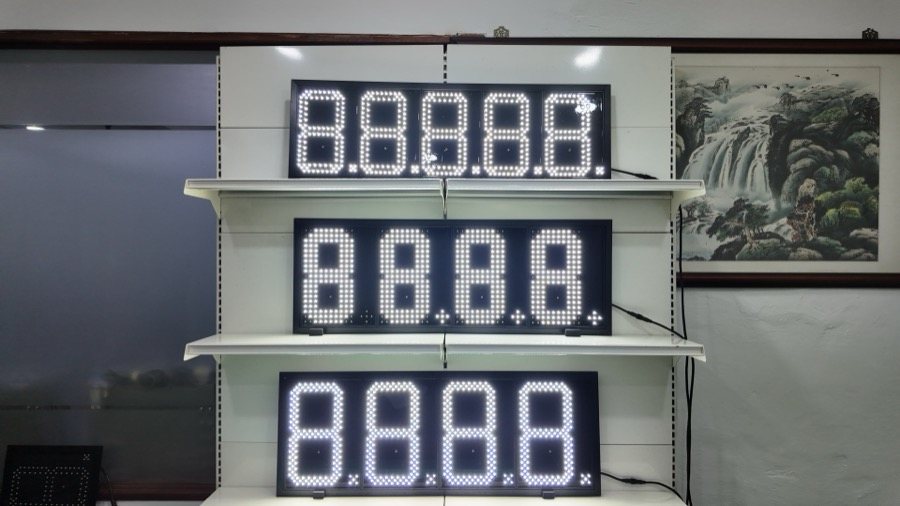 Size-lineup graphic (designer) + photo of 2–3 modules side-by-side on white background (labelled later by designer)