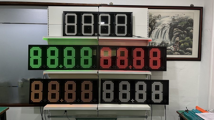 One photo for each colour — Red / White / Green